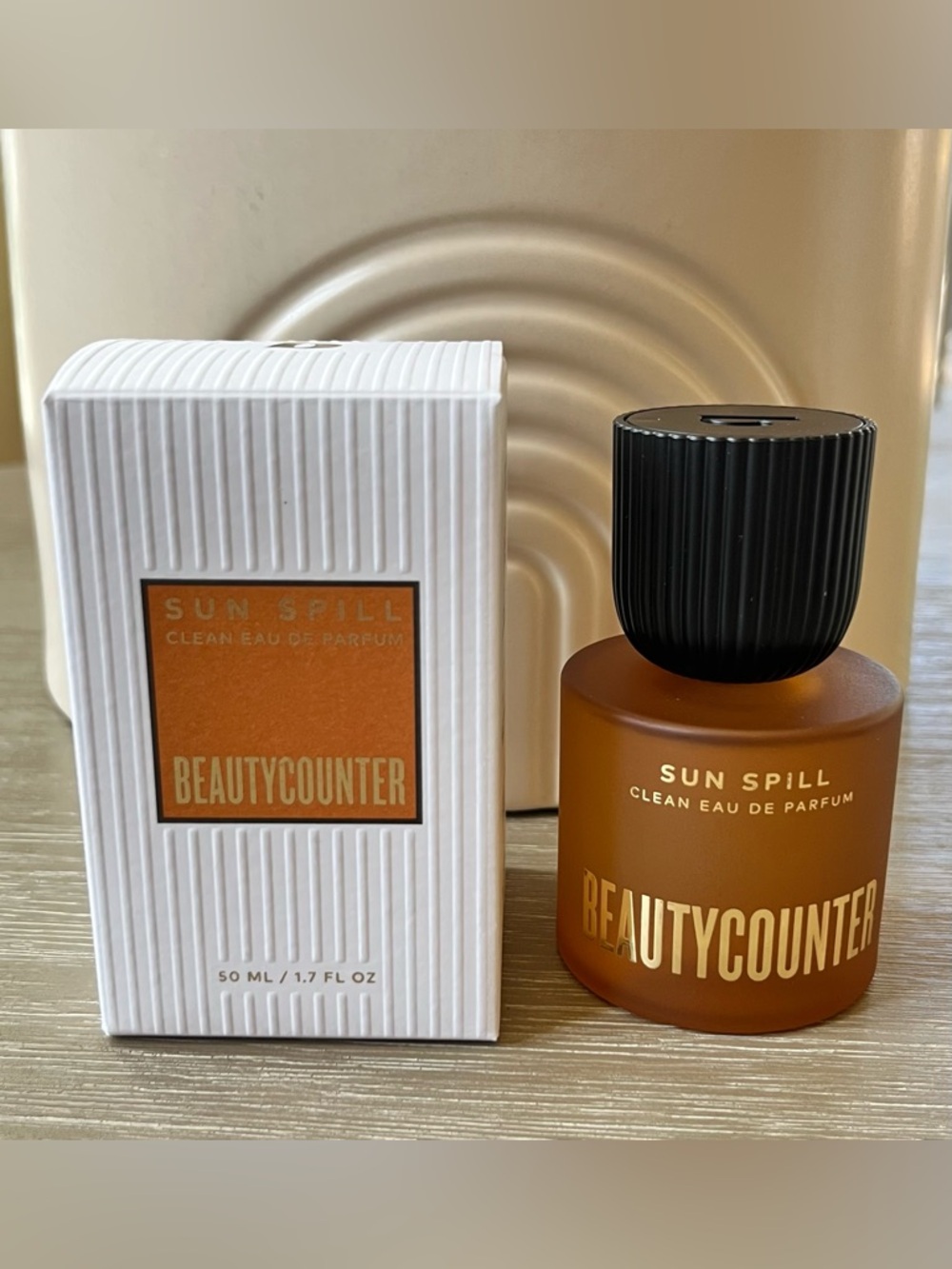 Beautycounter Sun Spill Eau de Parfum Spray 1.7 fl oz / 50 ml Full Size - Picture 2 of 9